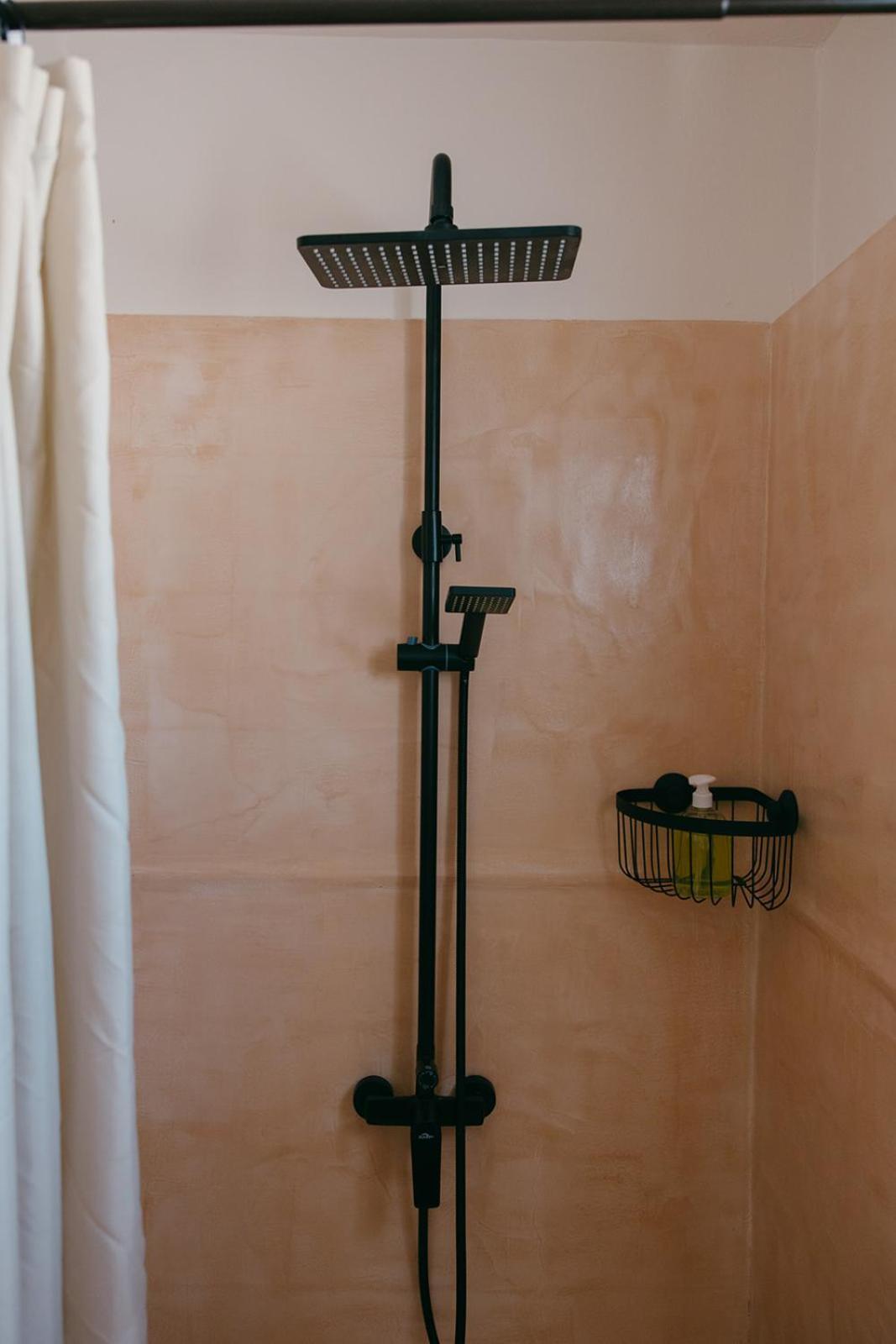 טריפה Hostal Africa מראה חיצוני תמונה